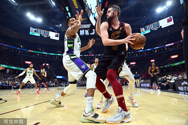 PJ华盛顿 PJ华盛顿