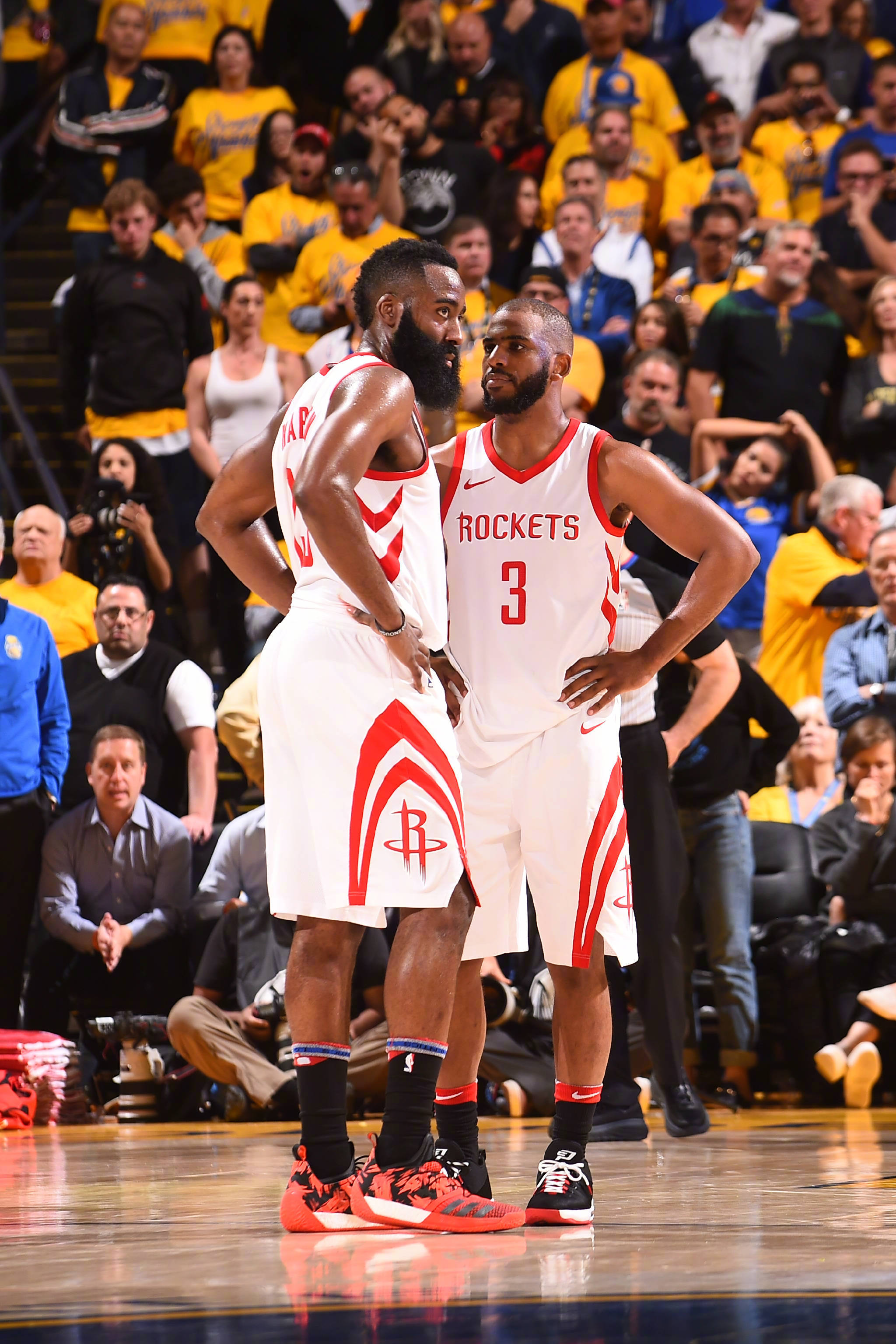 甲首发亮相 甲首发亮相