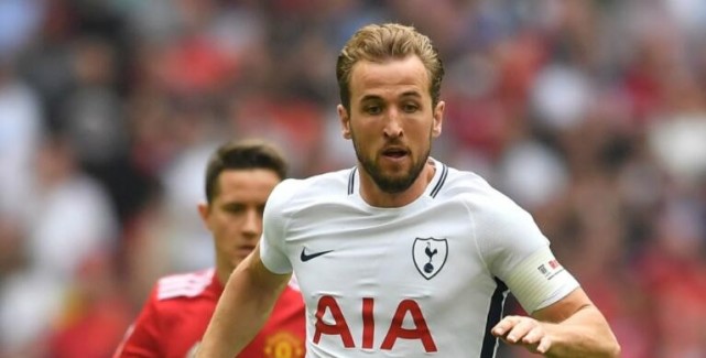 年仅16岁 年仅16岁