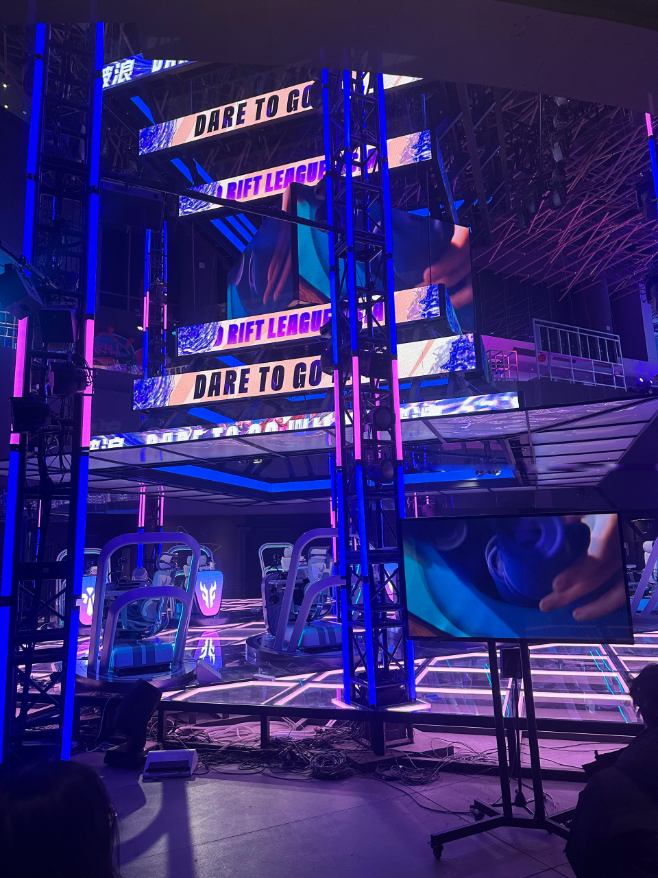 争分夺秒的 争分夺秒的